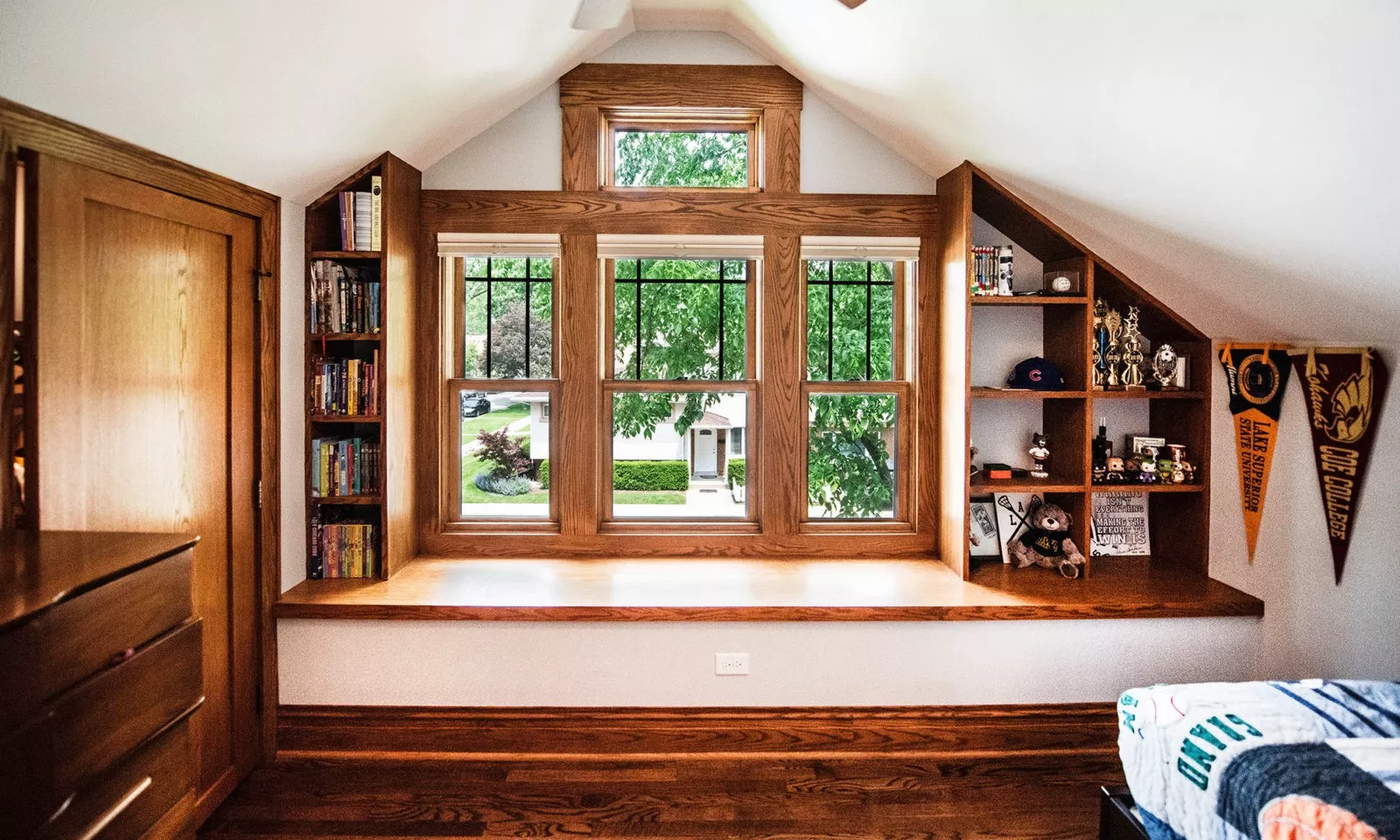 built-in shelving in brookfield illinois dormer addition
