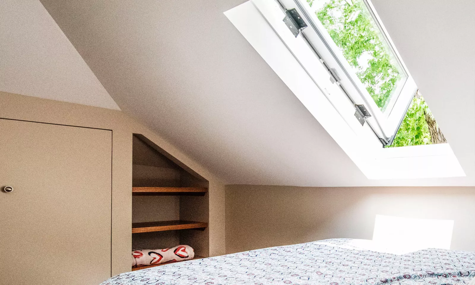 built-in storage and skylight at brookfield illinois dormer addition